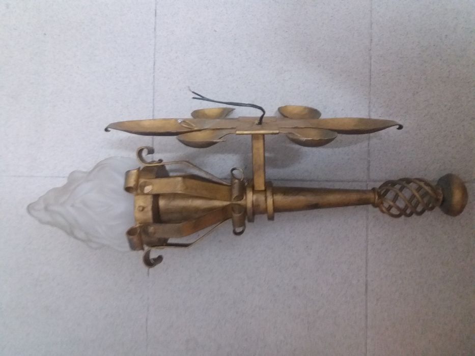 Candeeiro de parede vintage tocha