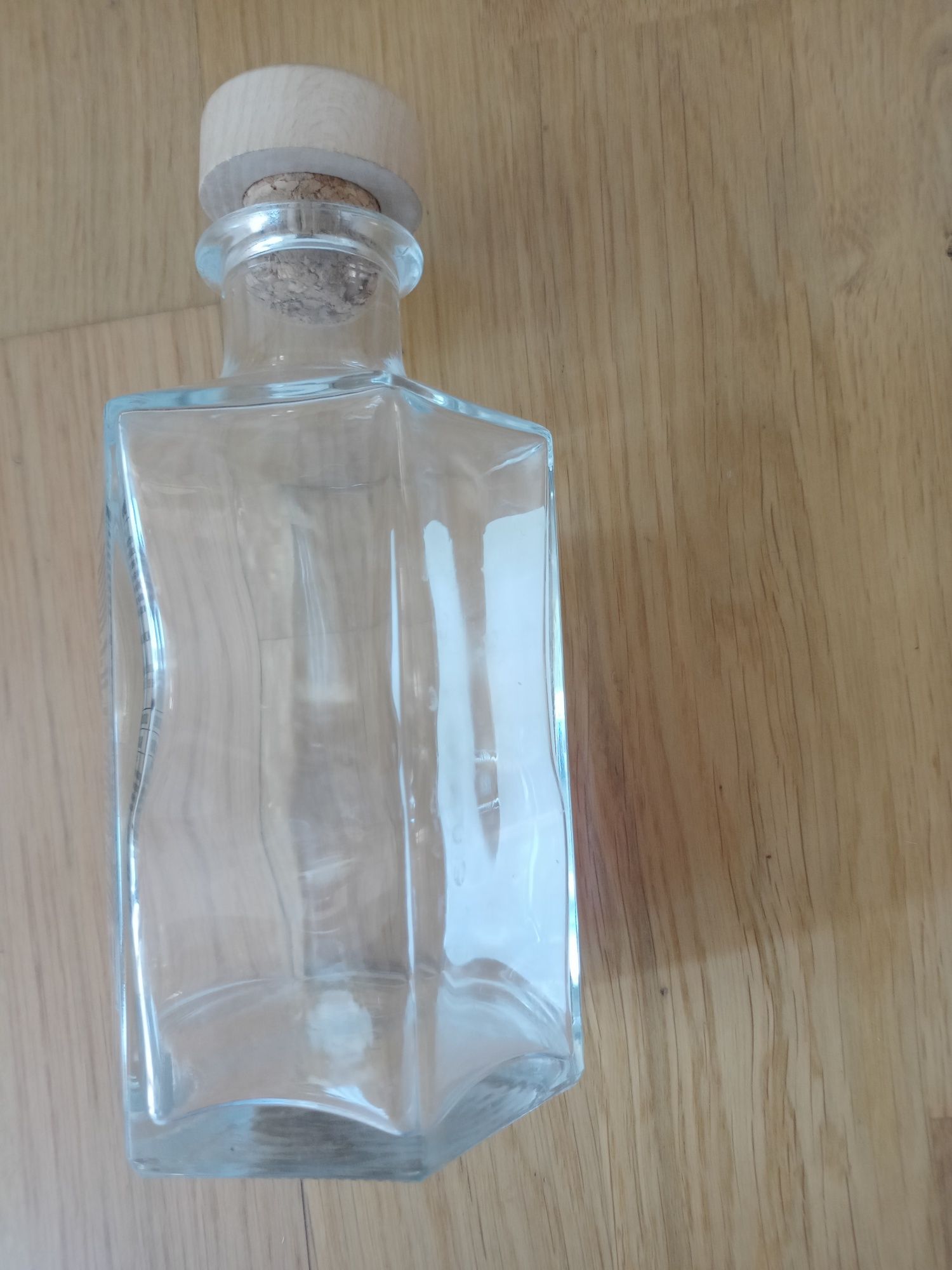 Szklana karafka 500ml