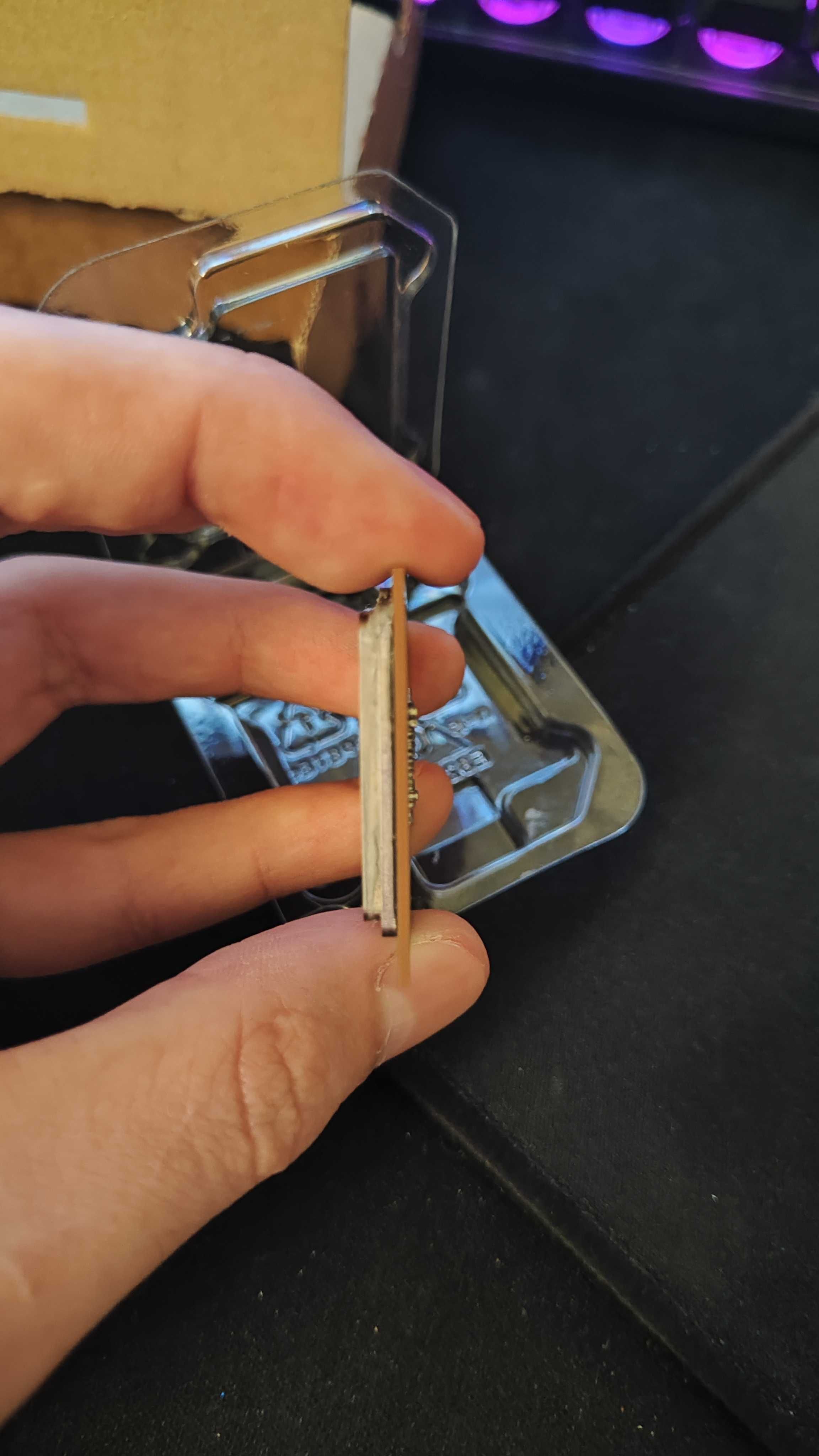 Процесор Intel Core I5-9600kf