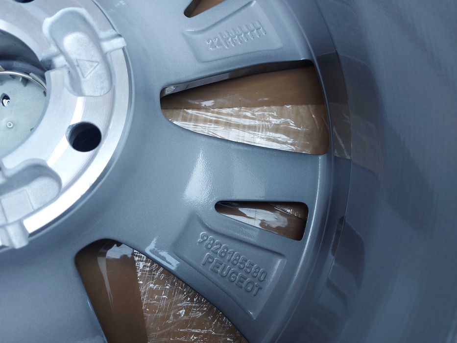 16x6.5J et32 4x108 Peugeot 207, 208, 2008, Citroen C3 C4 Berlingo, DS3