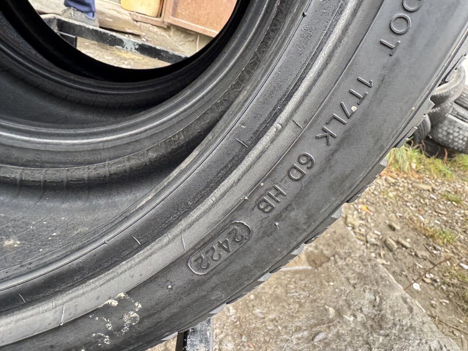 245/35R20 Hankook Winter I*Cept Evo3 4шт 2022рік