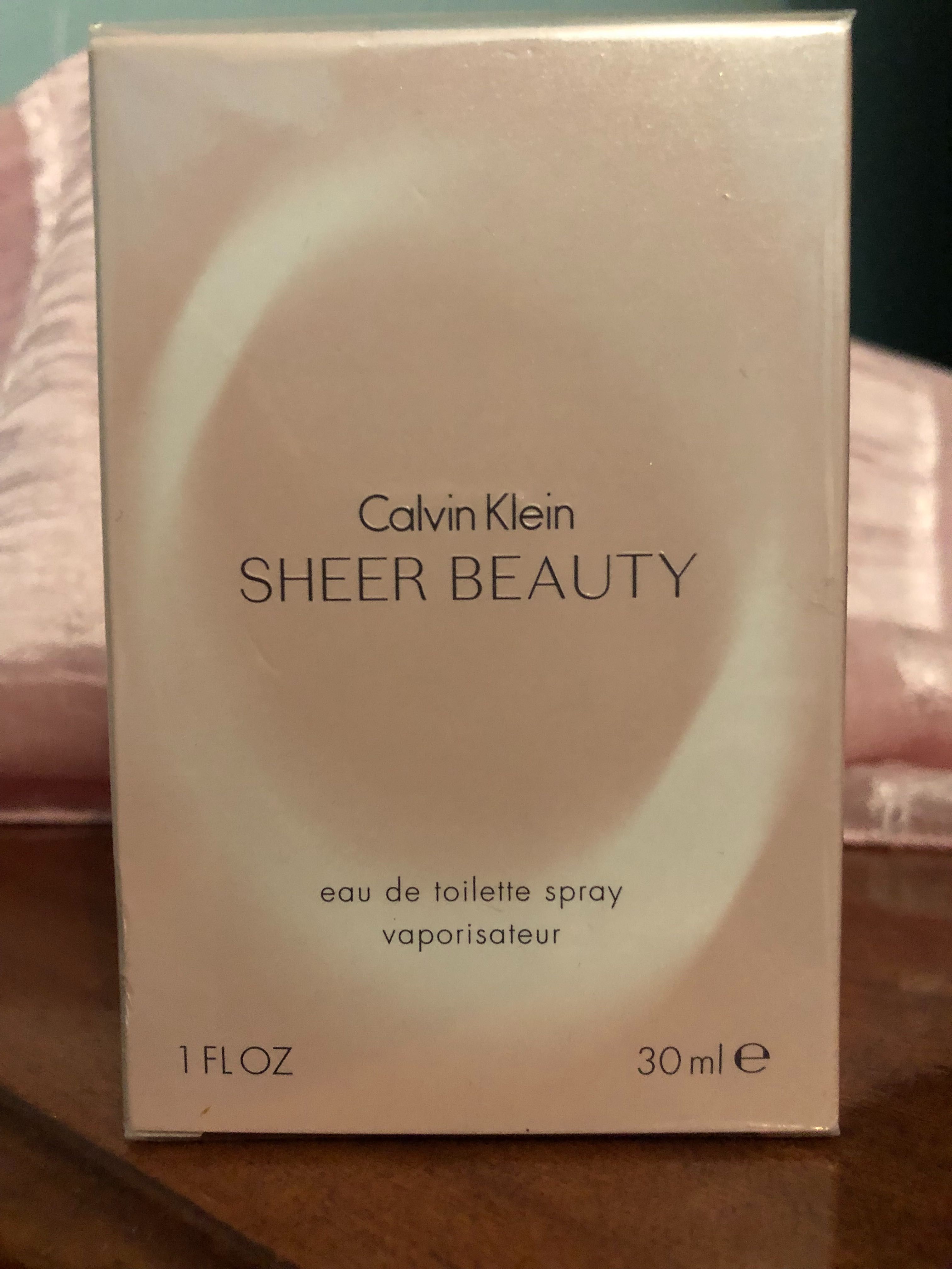 Брендова Т. вода Sheer Beauty. Calvin Klein