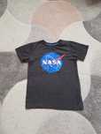 Ciemno szara koszulka t-shirt z motywem Nasa 134