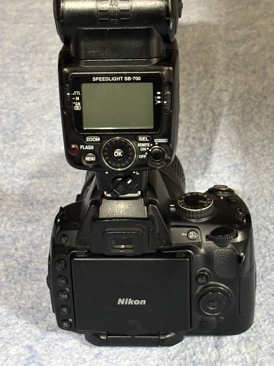 Nikon d5000 + speedlight sb-700