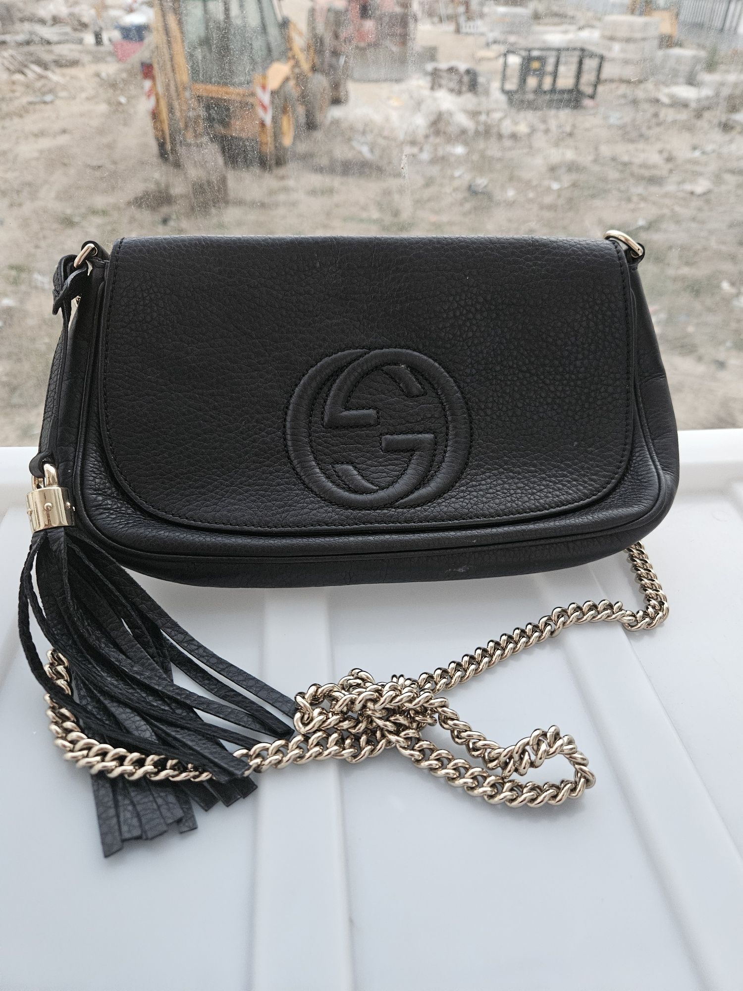 Bolsa gucci preta com documentos