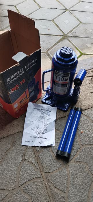 Домкрат 10т стан нового