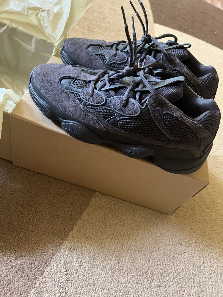 Yeezy 500 utility black 45 1/3 DS