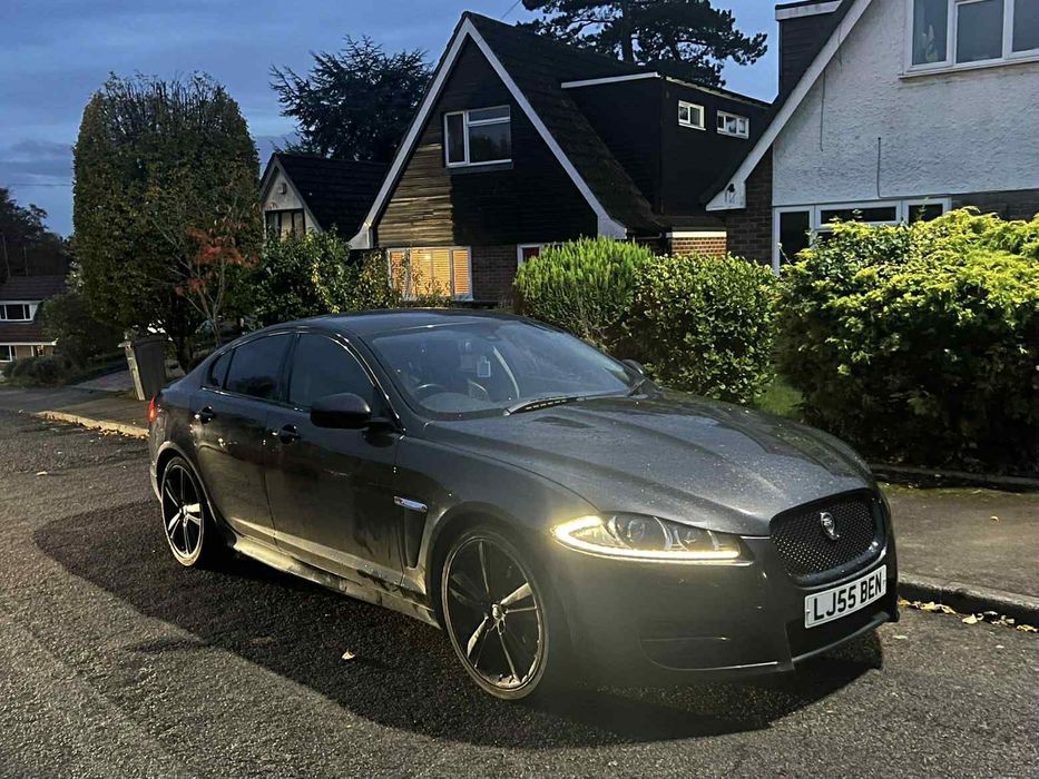 Продам jaguar xf 3.0D
