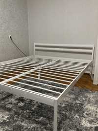 Ліжко металеве