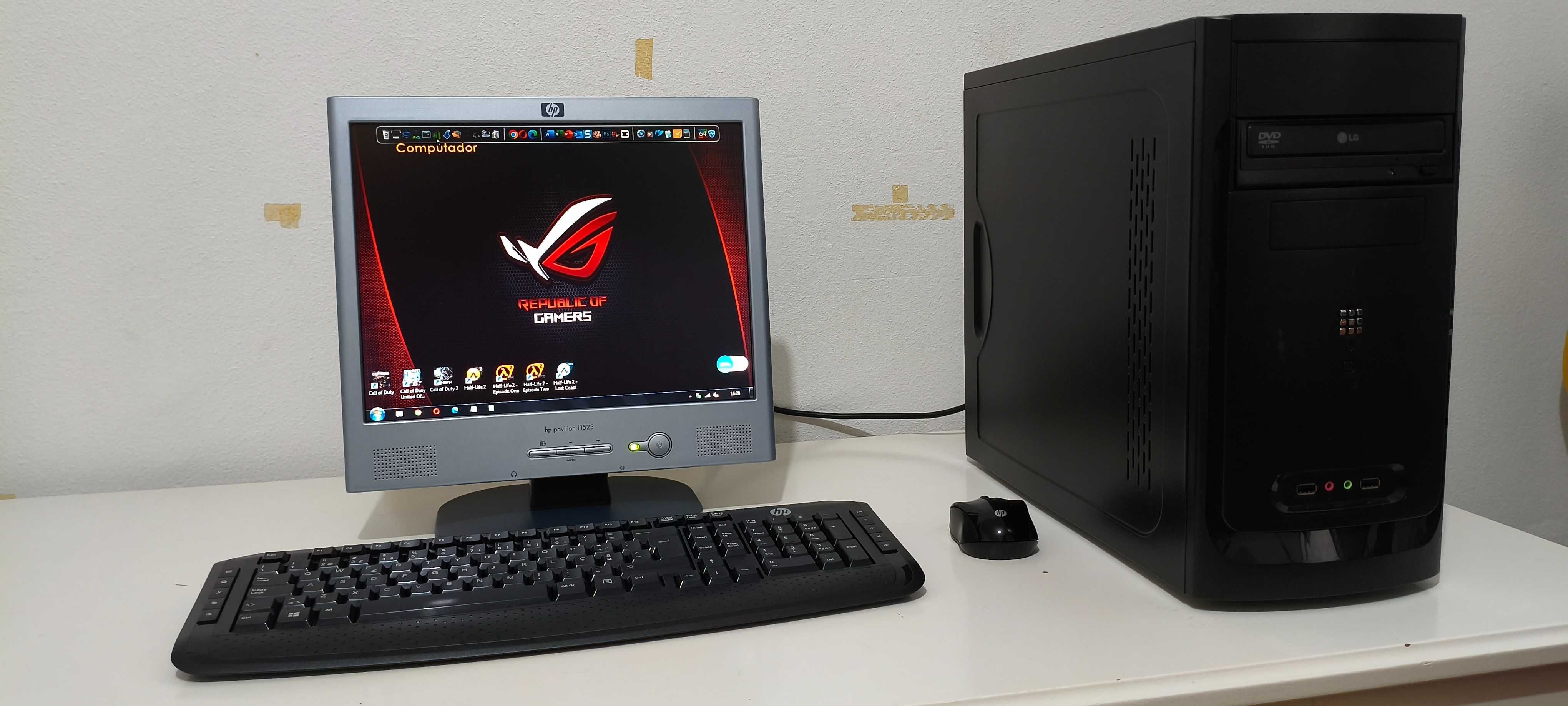 Torre Pentium E5300 + monitor + rato/teclado sem fio.