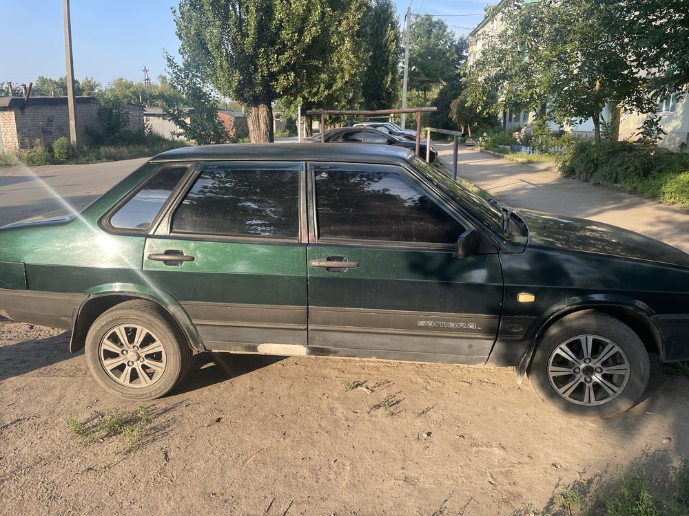 Продаеться авто , маленькое для семьи