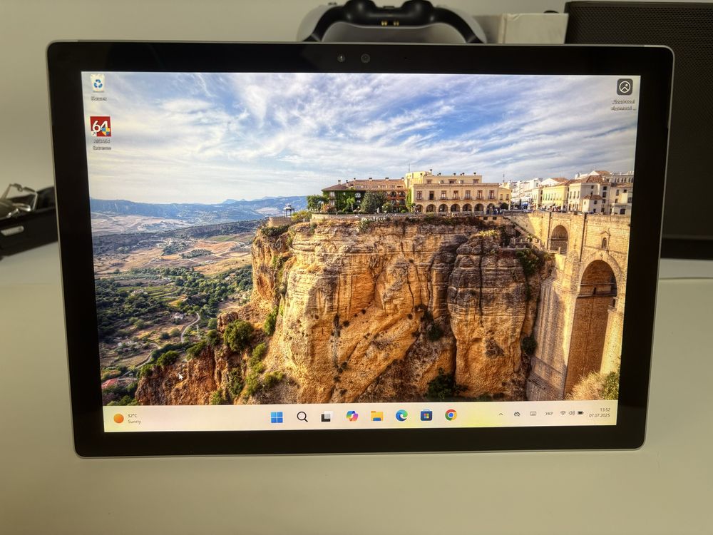 Планшет-ноутбук Microsoft Surface Pro 4 12.3" 3k IPS i5-6300U 8/256Gb