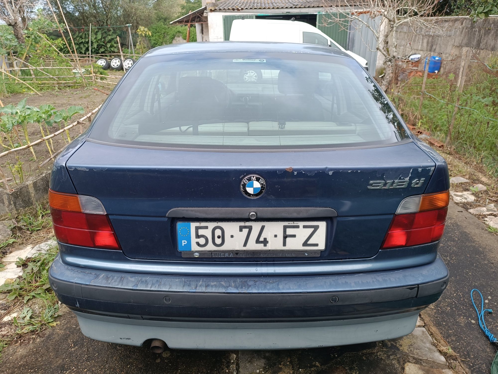 BMW 318TI 1995 gpl