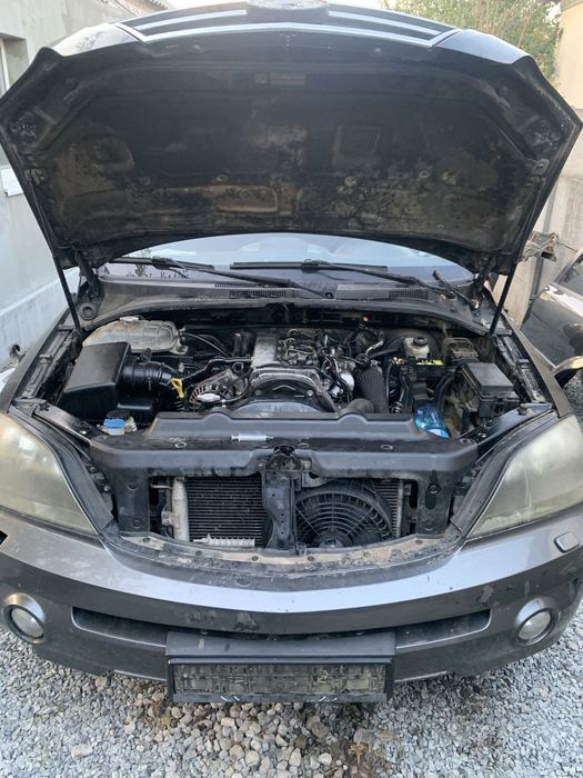 Разборка киа соренто Kia sorento 2.5 дизель авторазборка запчасти