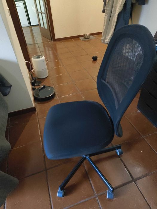 Cadeira de secretária FLINTAN