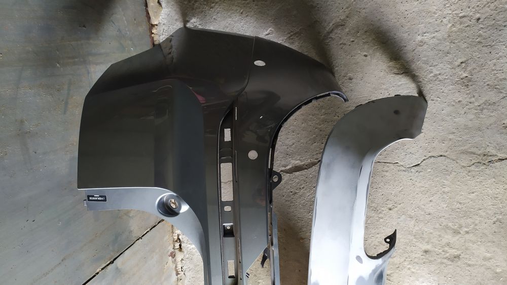 Zderzak TYŁ Volvo XC 60 II uszkodzony