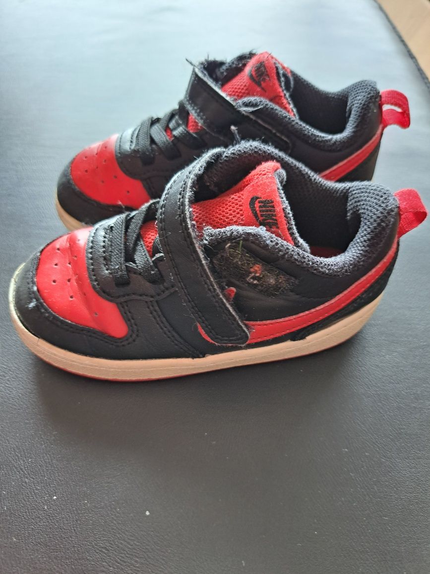 Tenis de menino (azuis nr 24) (nike nr 25)