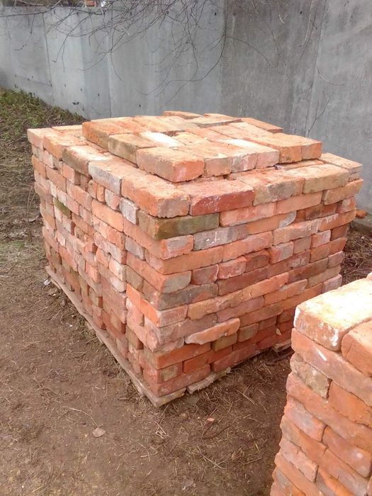 Терміново продається цегла червона та біла