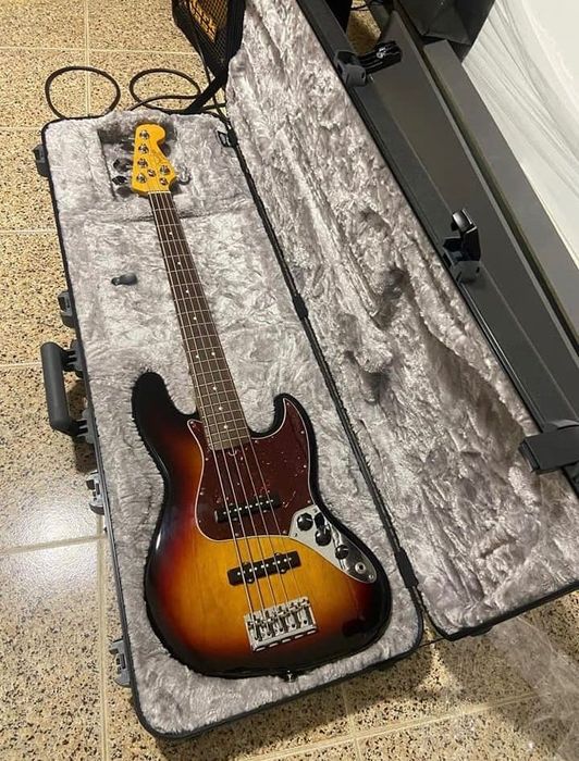 Fender Am Pro II Jazz Bass