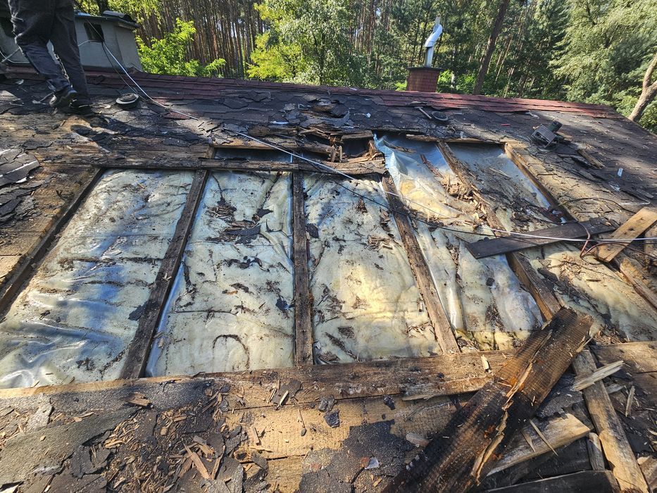 Pogotowie Dachowe Usczelnienia Przecieki Naprawy Dekarstwo