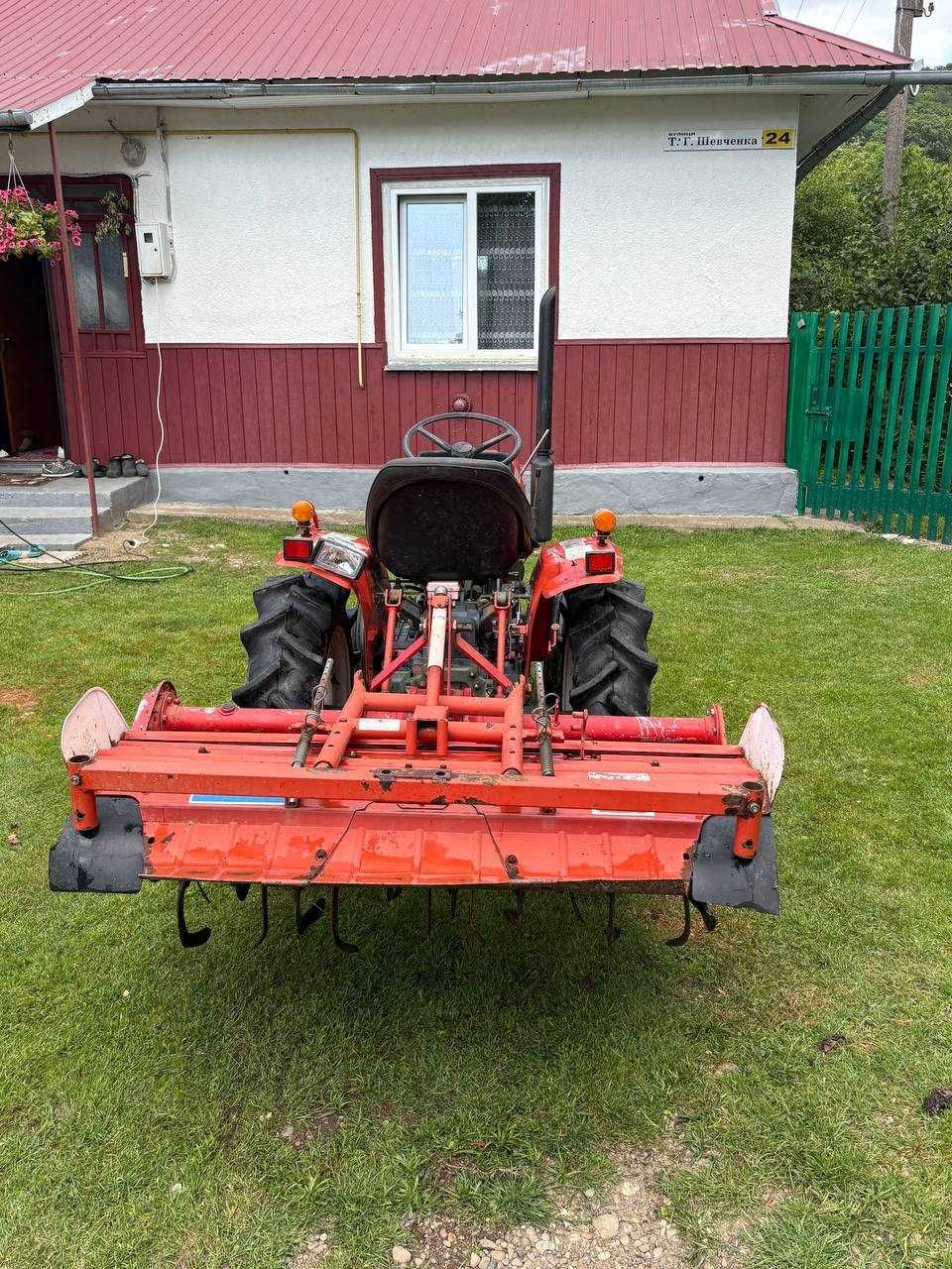 Трактор YANMAR YM1602