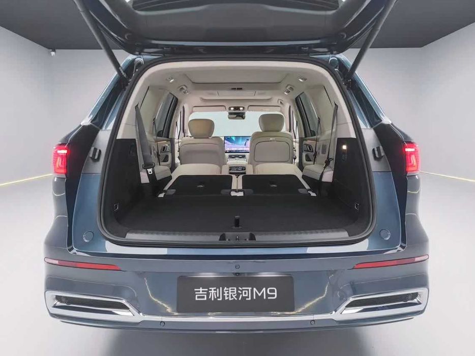Гібридний кросовер GEELY Galaxy M9 .  AUTOCHINA  Кривий Ріг