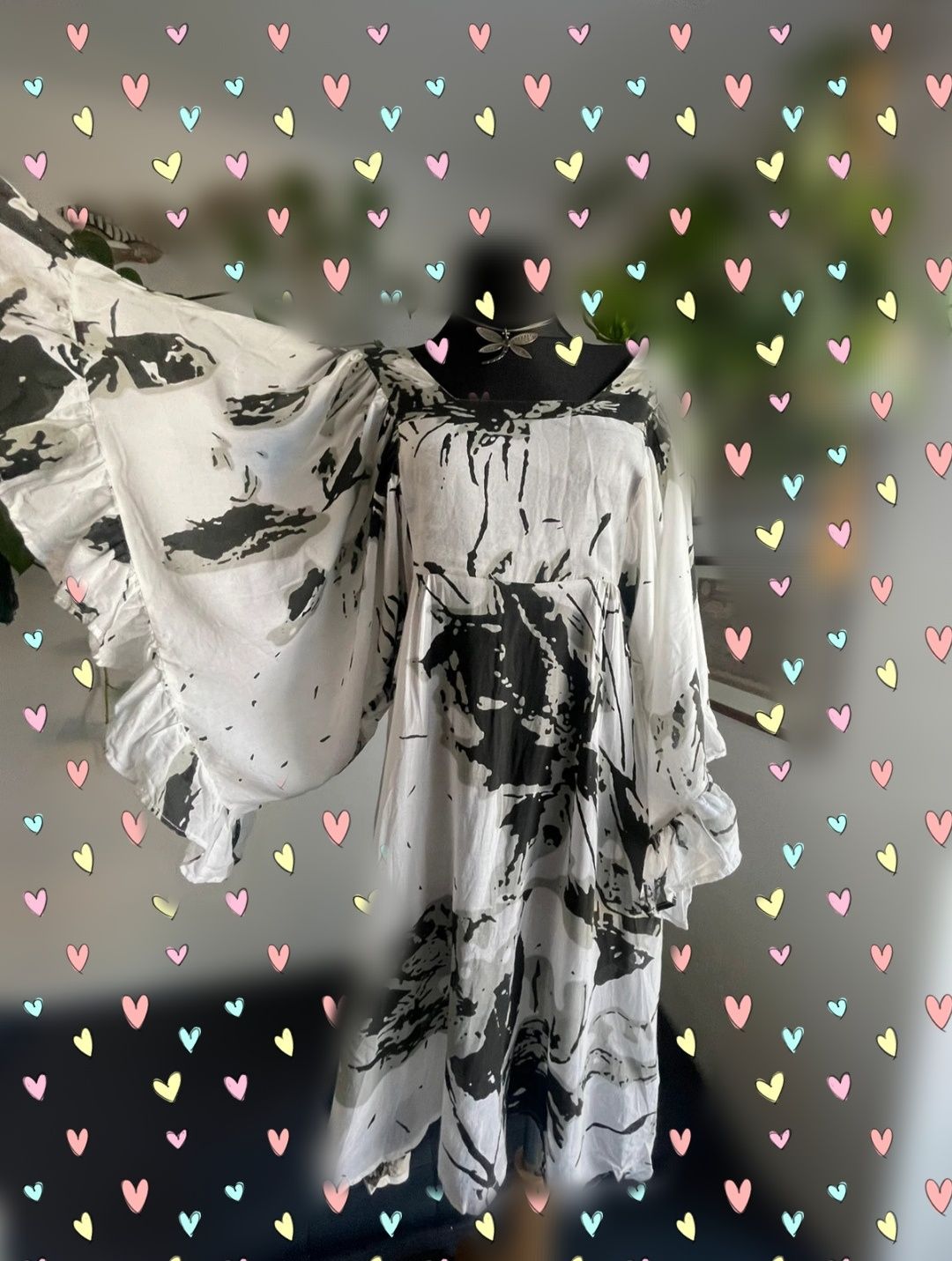 Sukienka boho z szerokimi rękawami