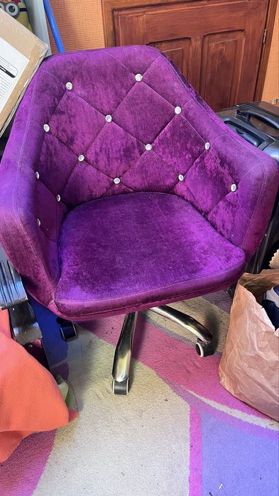 Fotele  kosmetyczne fioletowe glamour