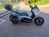 motor Yamaha X-max 250