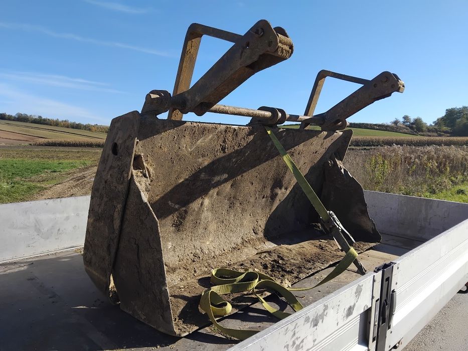 Łyżka Krokodyl Rekin 4w1 z widłami do koparko ładowarki jcb cat case