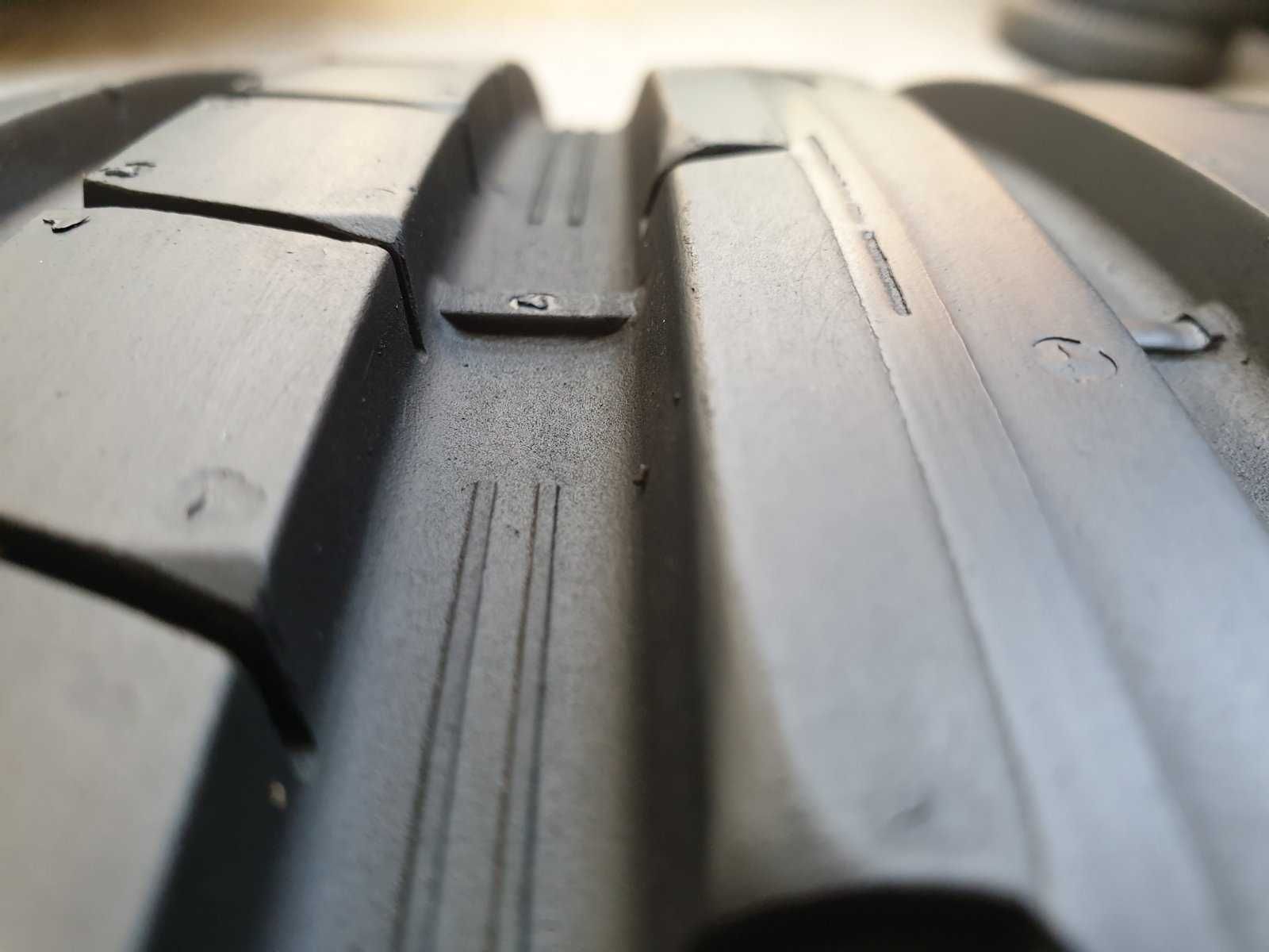 4x Dunlop Sport Maxx RT2  225/40r18  8,2mm jak nowe