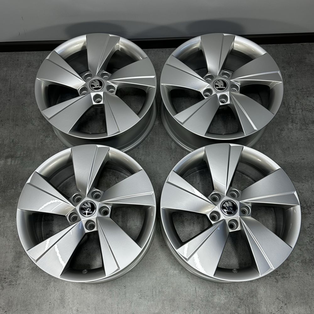 Нові оригінальні диски Skoda Superb 5х112 R17. 3V0601025AJ