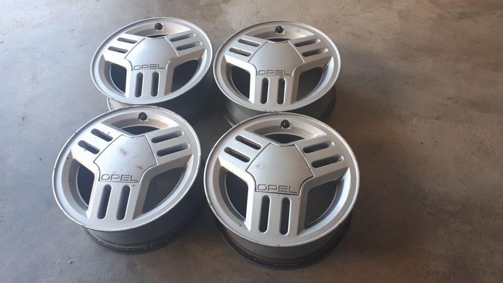 Quatro jantes originais Opel Corsa-a GT, Joy ou GSi