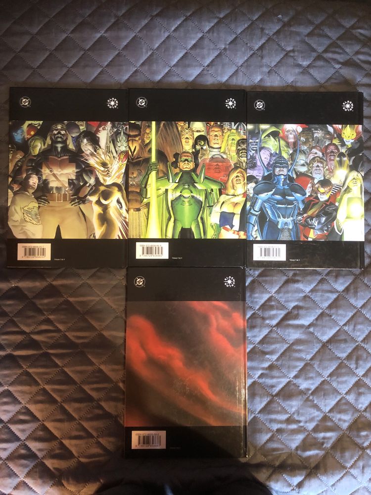 DC Kingdom Come Oversized Mark Waid