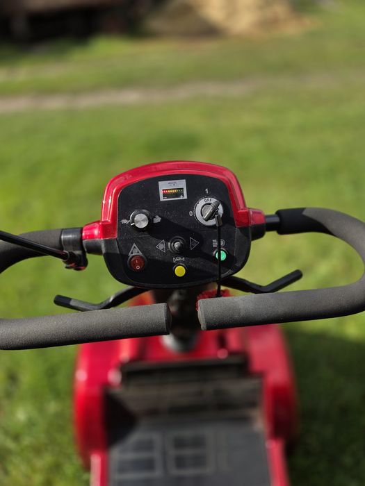 Skuter inwalidzki elektryczny