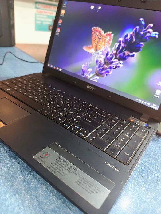 Ноутбук Acer TravelMate 8572G i3-330m/DDR3/SSD240Gb/GT310m 512Mb