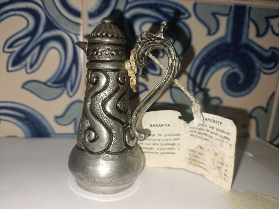 Diversas peças em estanho