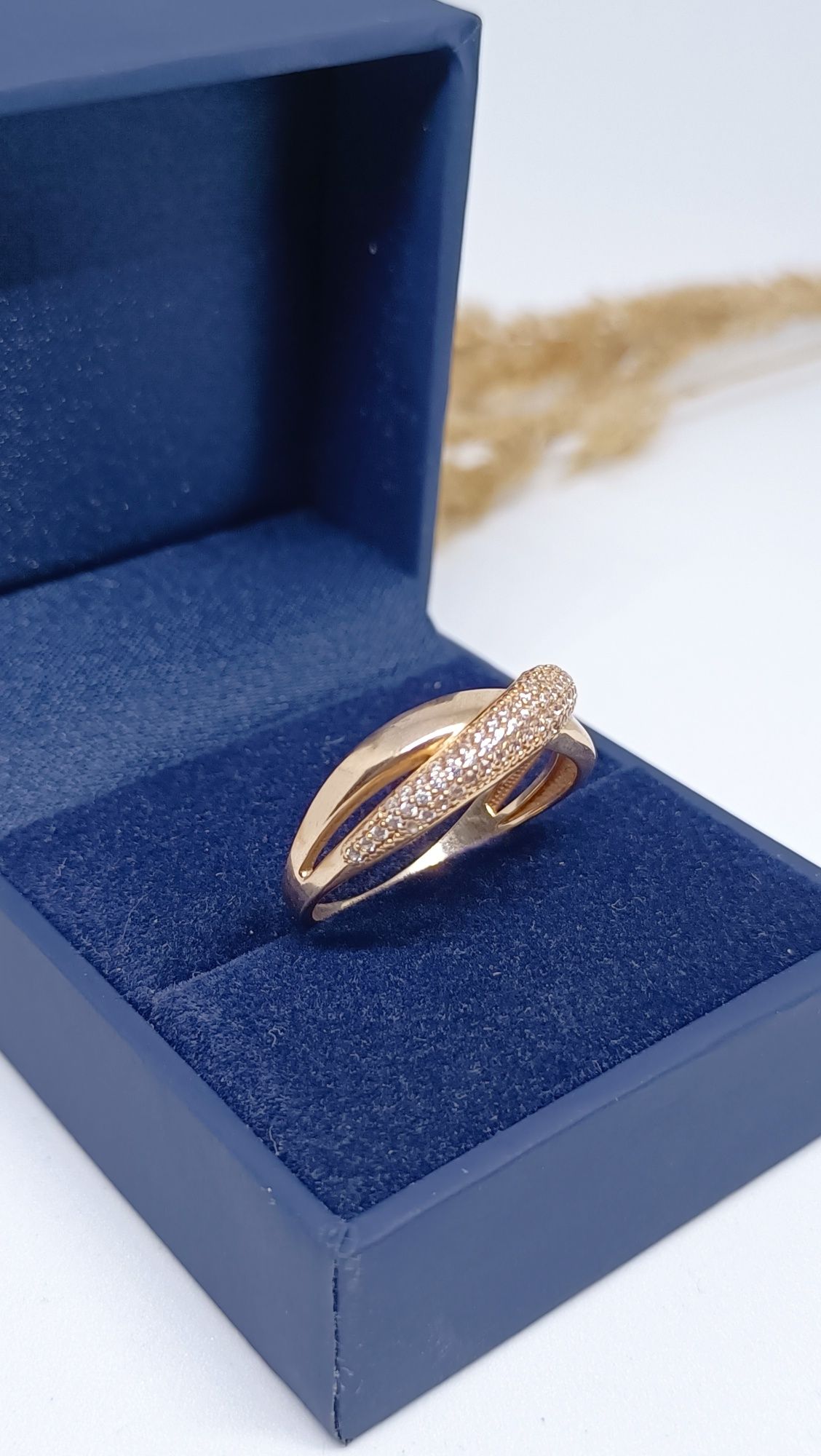 Klasyczny pierścionek ze złota, złoto pr. 583
