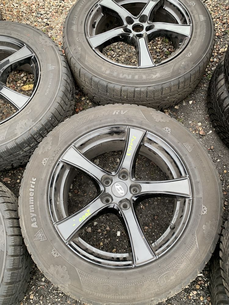 Koła HYUNDAI 5x114,3 18cali opony zimowe KUMHO 235/60 R18