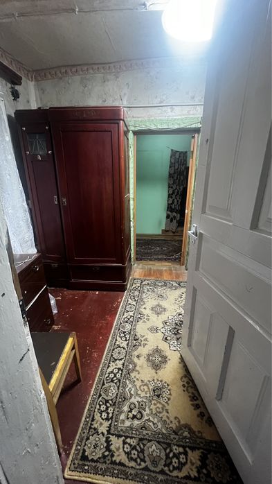 ТЕРМІНОВО! Продам будинок із зручностями в Узині