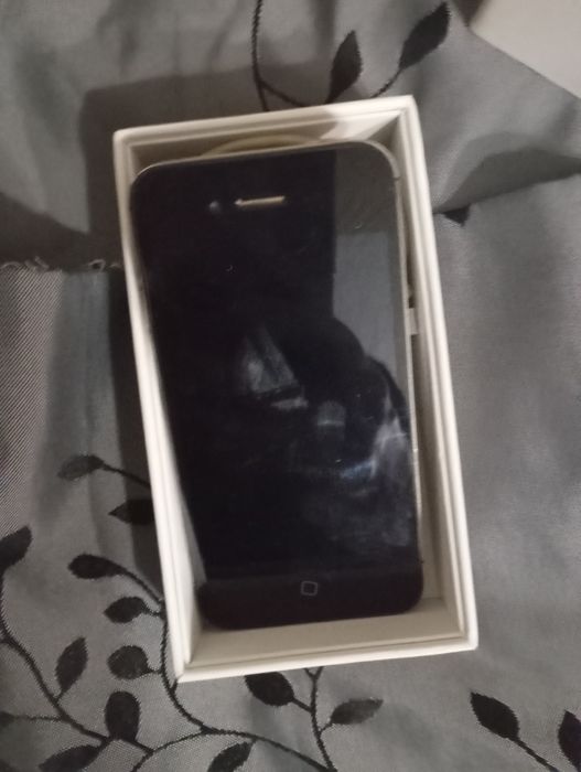 iPhone 4s заблокований