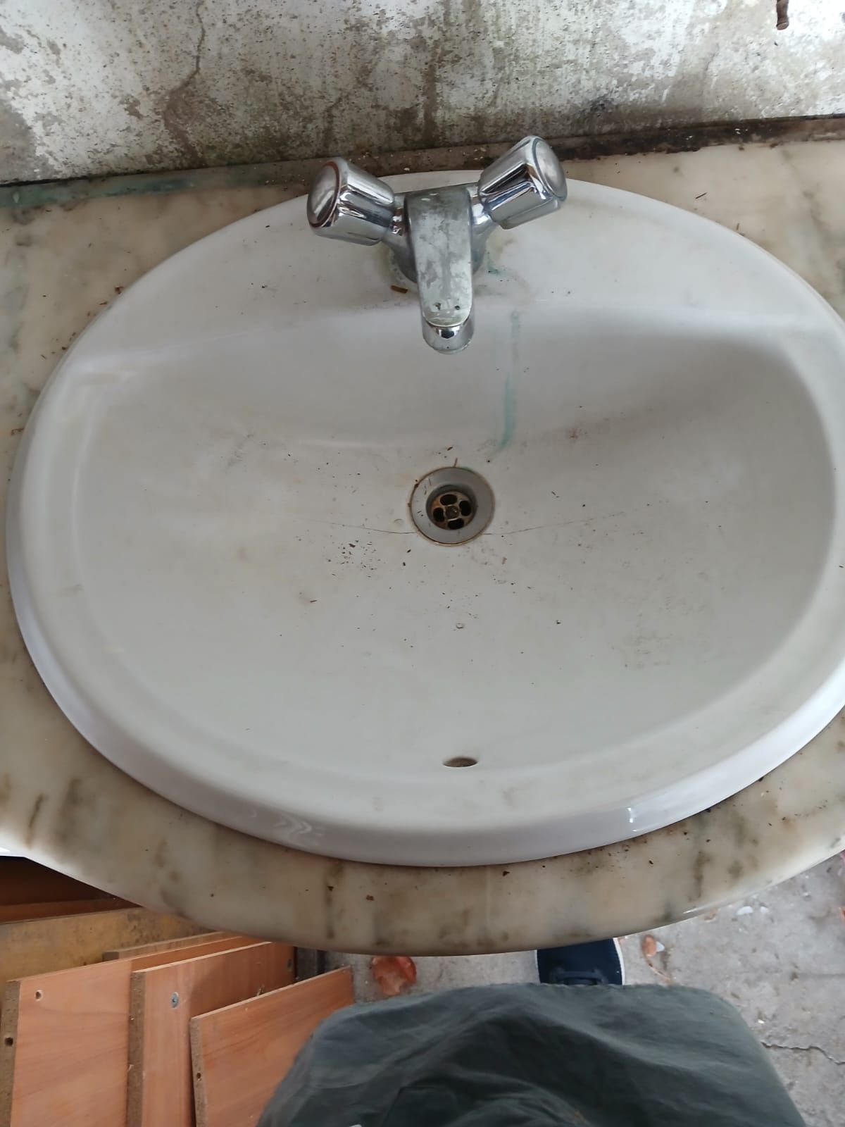 Armário de Wc com lavatório
