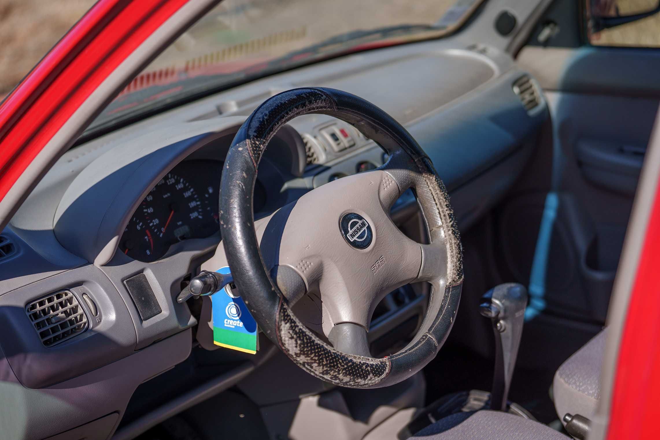 Nissan Micra K11 Automático de 2001