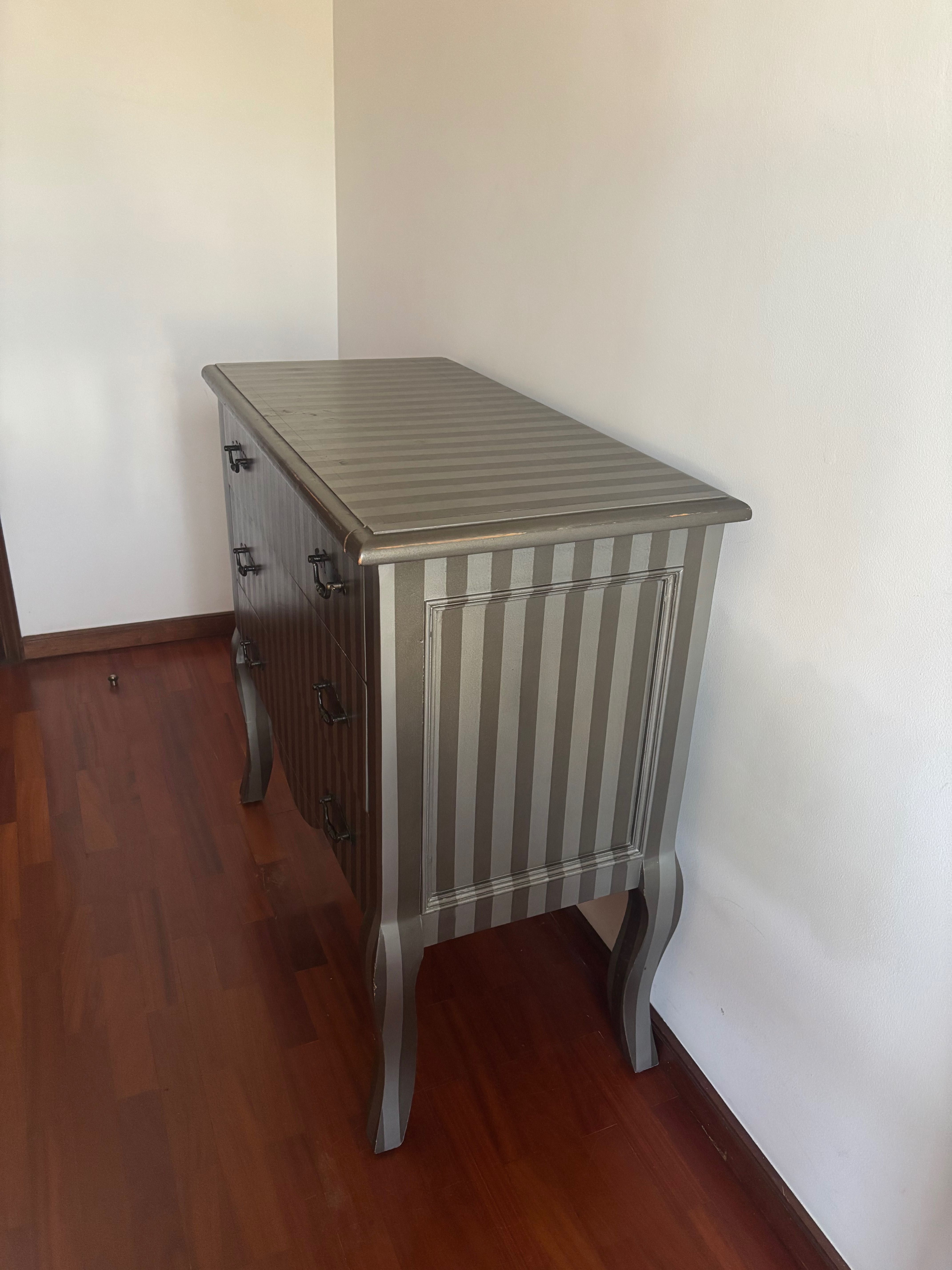 Cómoda para quarto ou hall de entrada - usado