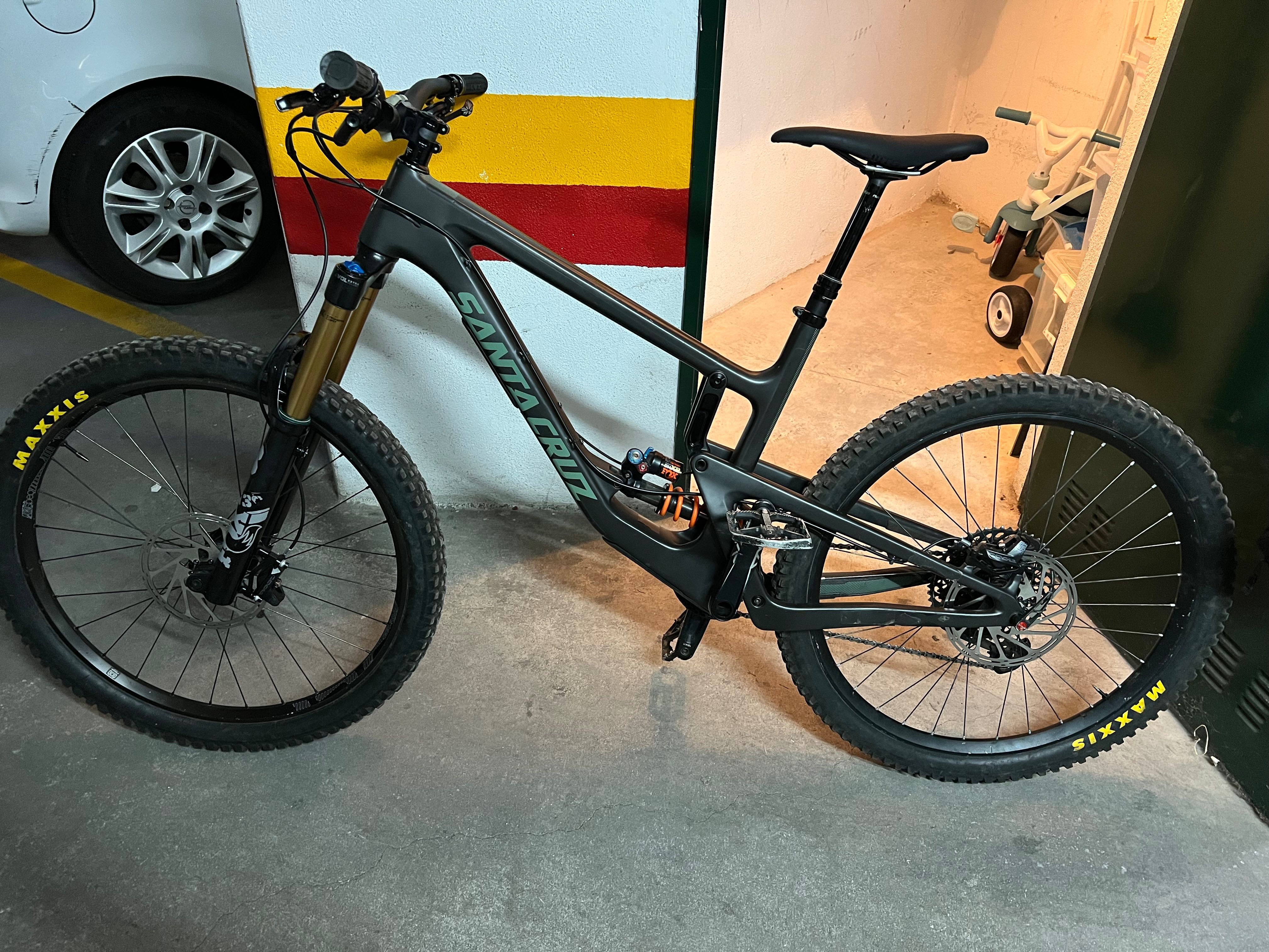 Santa Cruz Nomad