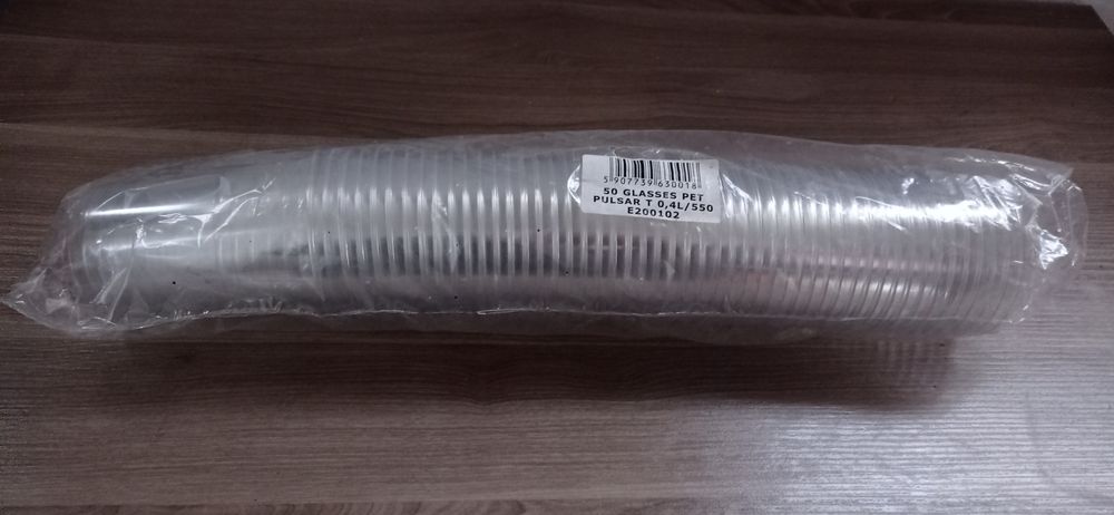 Plastikowe kubki 0,4l 50 sztuk x7