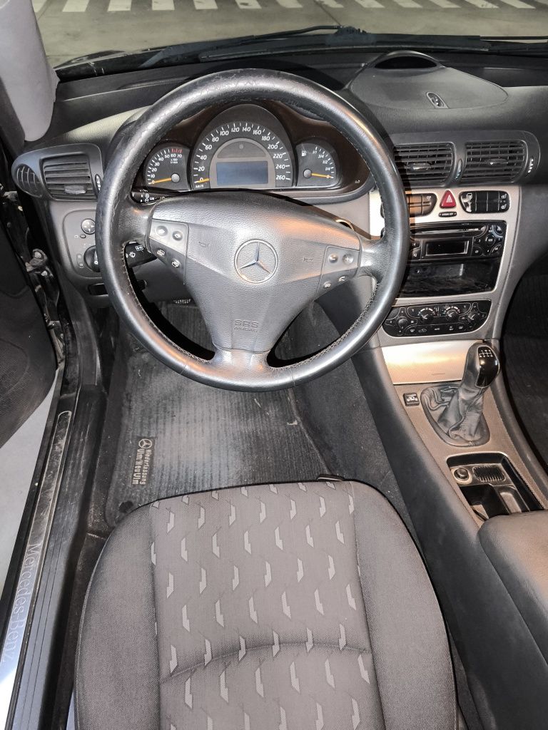 Mercedes-Benz C180