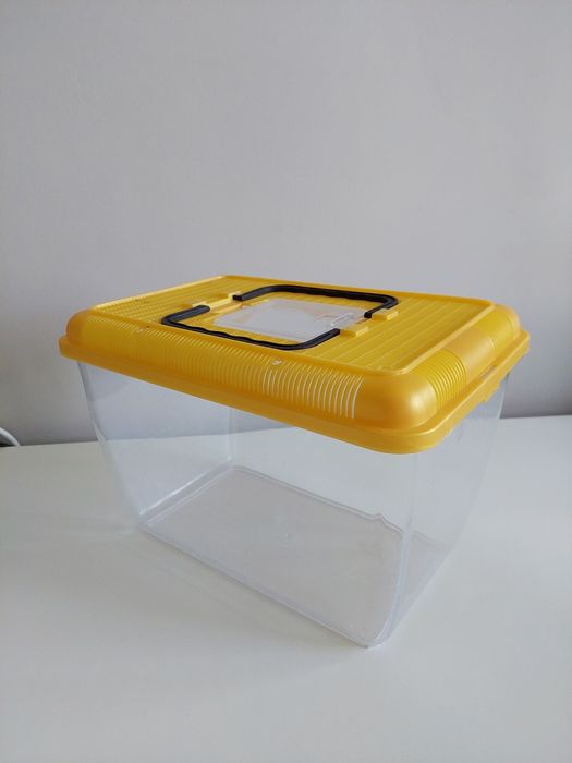 Akwarium plastikowe z pokrywką, transporter dla zwierząt