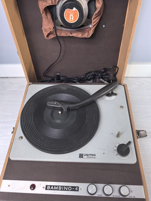 Gramofon Unitra Bambino 4 przenośny PRL