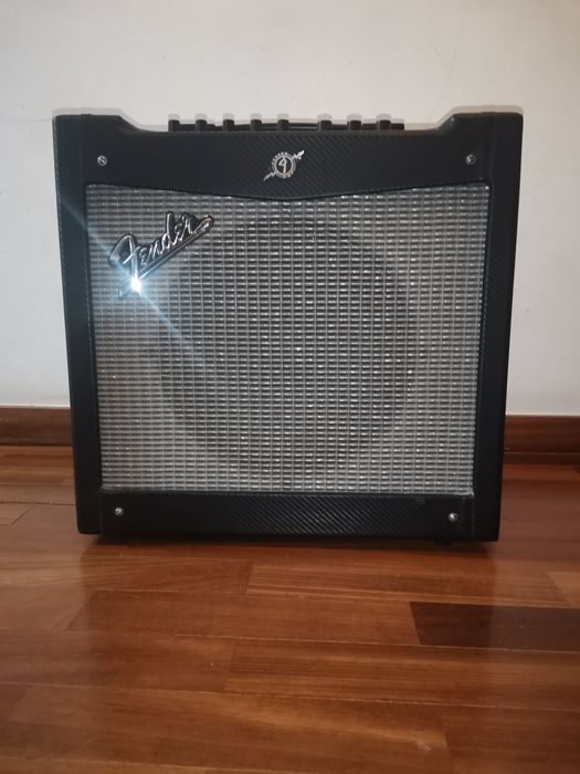 Amplificador Fender Mustang II 40W em excelente estado
